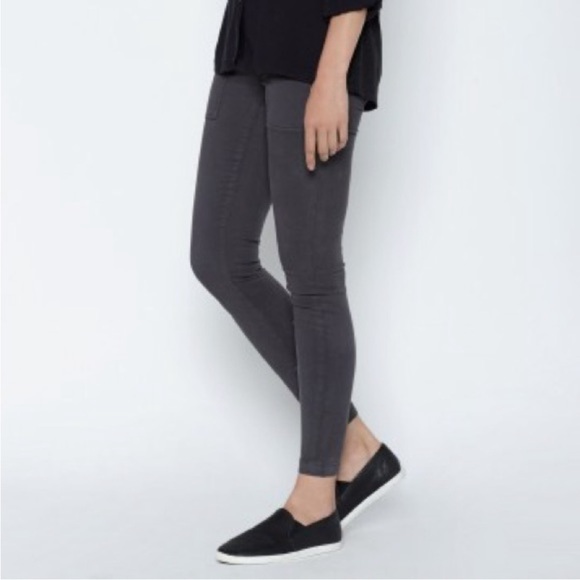 JOIE Kidmore sz 8 womens 38 black leather snakeskin print sneakers - Picture 3 of 11